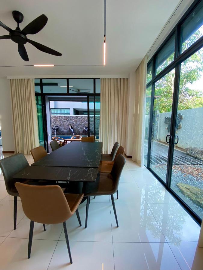 Ikiru 18 Private Saltwater Pool Villa, 3 Ensuite Br, Outdoor Bbq, 5 Mins To Beach Pantai Cenang  Extérieur photo