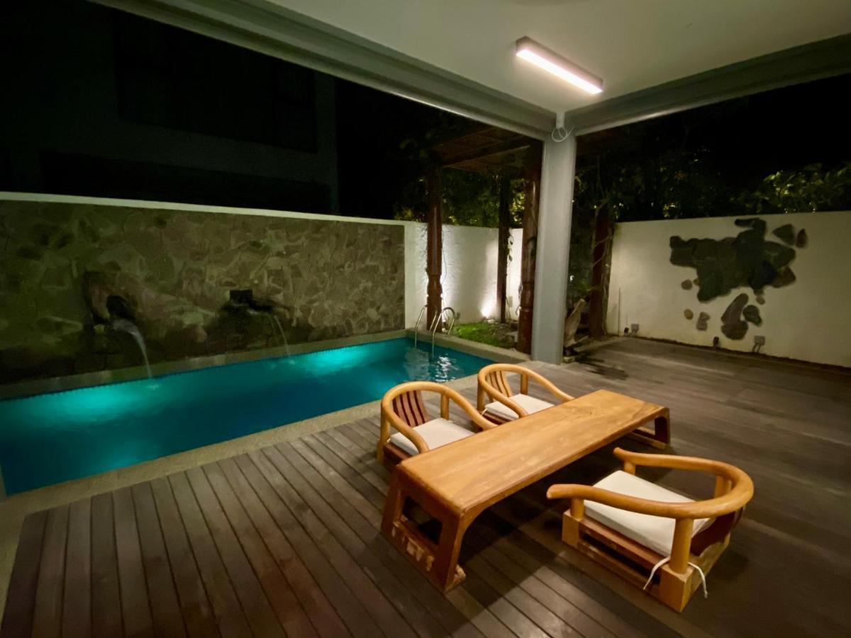 Ikiru 18 Private Saltwater Pool Villa, 3 Ensuite Br, Outdoor Bbq, 5 Mins To Beach Pantai Cenang  Extérieur photo